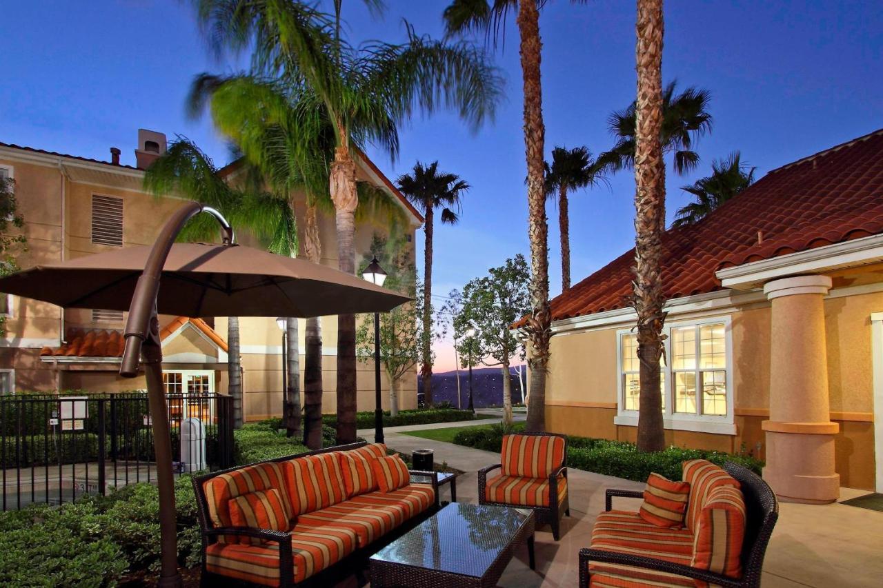 Residence Inn Anaheim Hills Yorba Linda מראה חיצוני תמונה